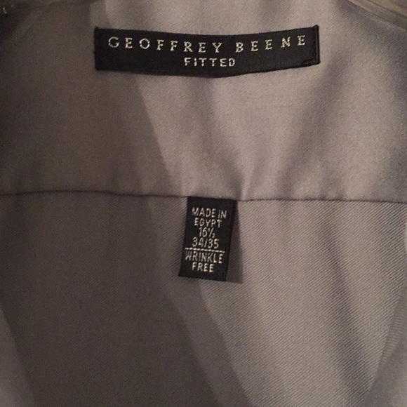 Geoffrey Beene Men’s 2 shirts Gray/Black 👀 Nice - Picture 2 of 5